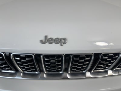 2023 Jeep Grand Cherokee Summit