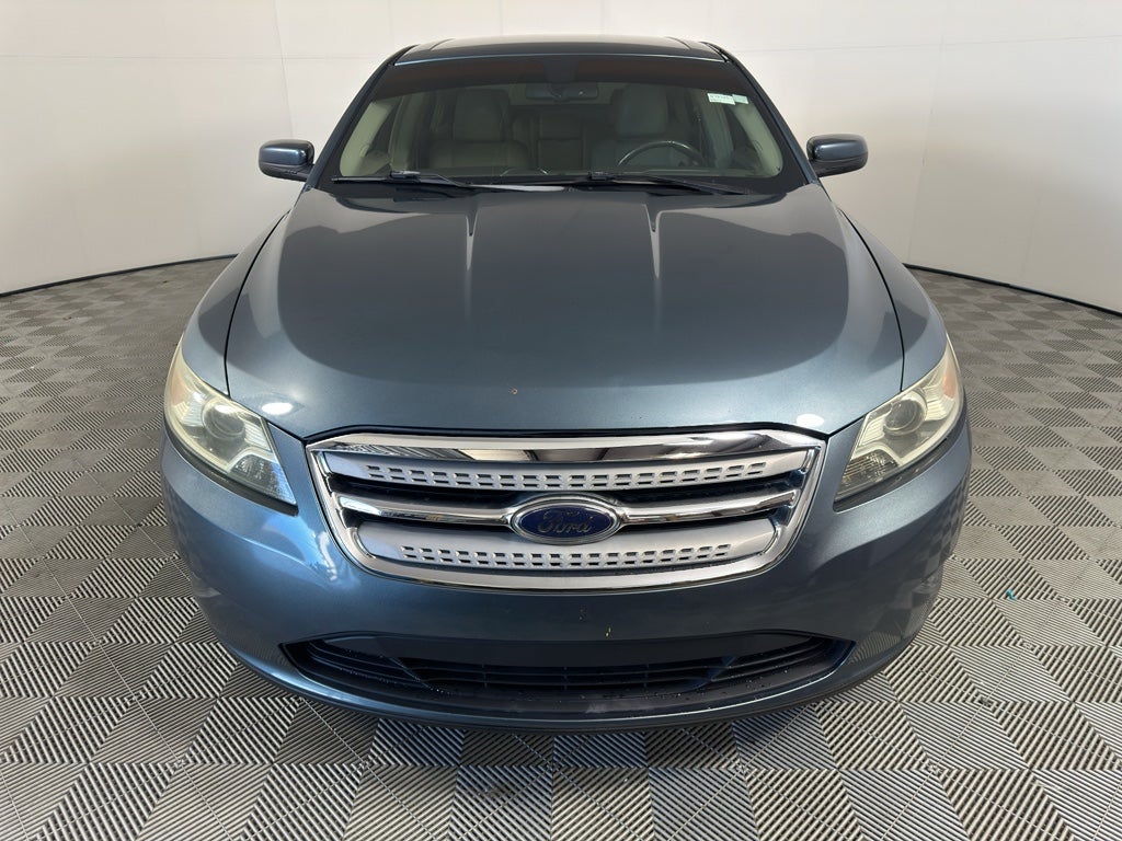 2010 Ford Taurus SEL