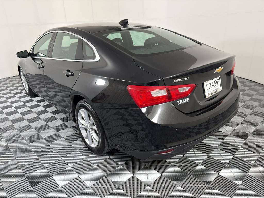 1G1ZD5ST6SF120569