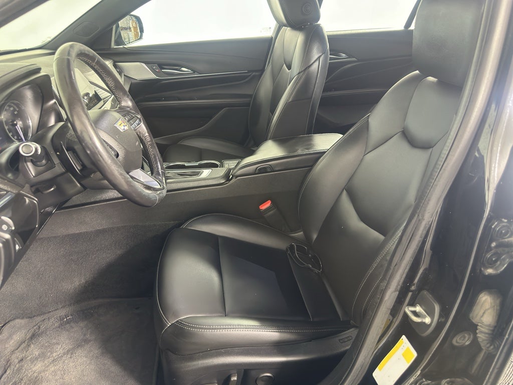 2021 Cadillac CT4 Luxury