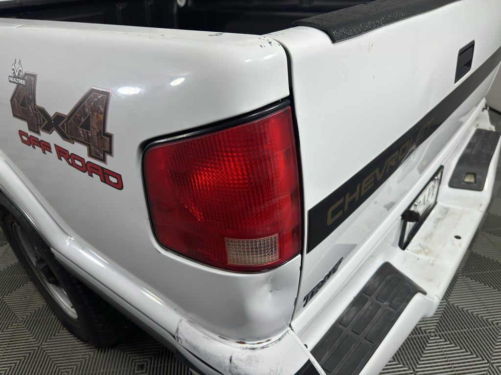 1994 Chevrolet S-10 LS