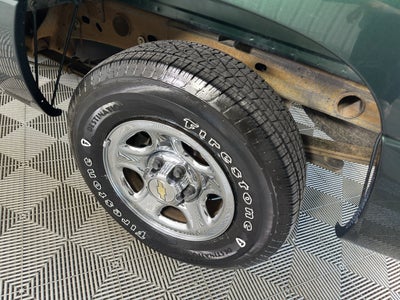 2002 Chevrolet Silverado 1500 Reg Cab 119.0" WB