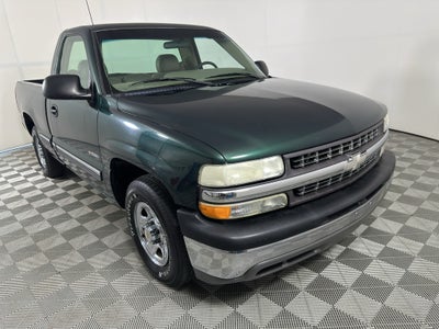 2002 Chevrolet Silverado 1500 Reg Cab 119.0" WB