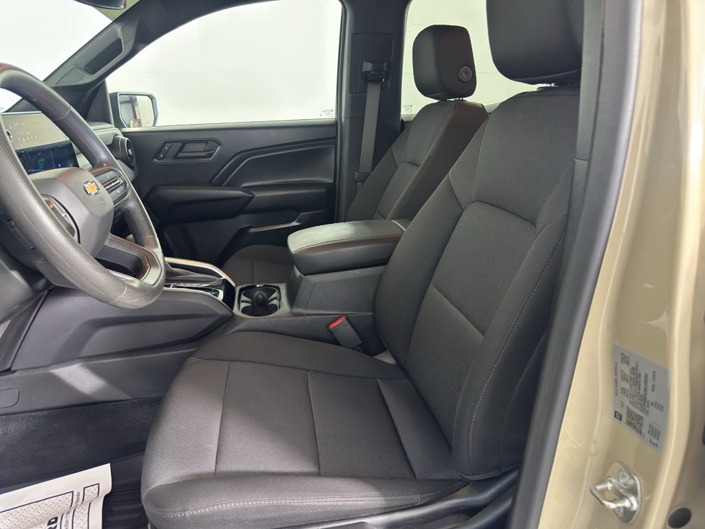 2024 Chevrolet Colorado WT