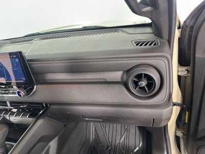 2024 Chevrolet Colorado WT