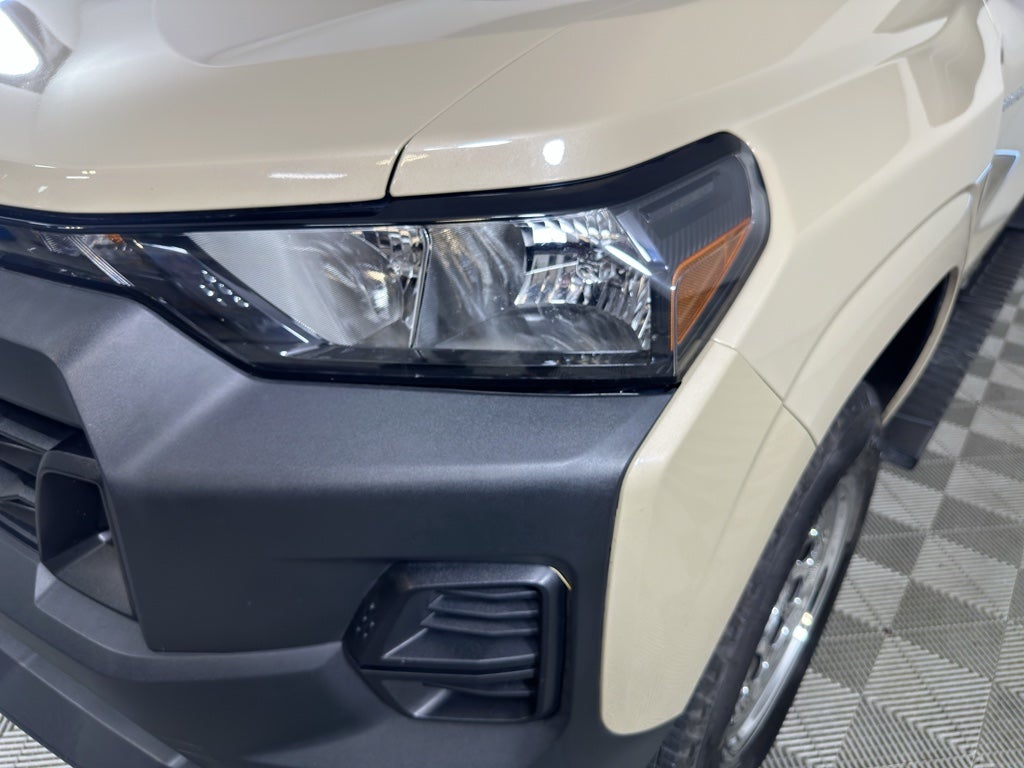 2024 Chevrolet Colorado WT