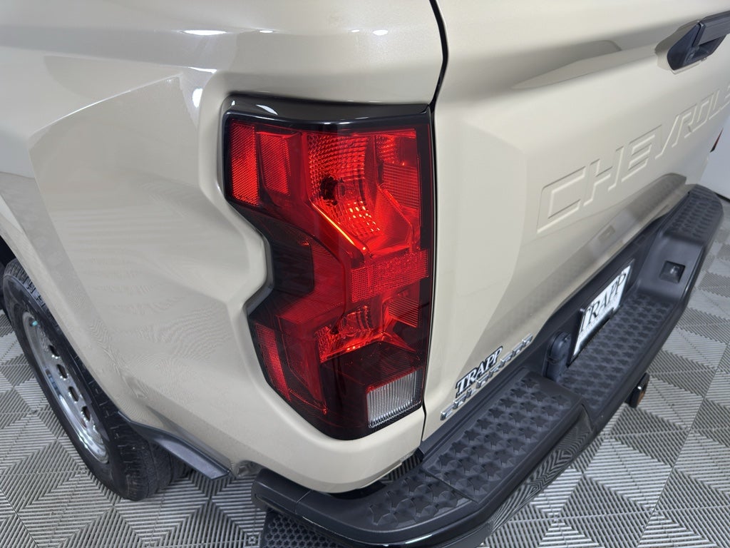 2024 Chevrolet Colorado WT