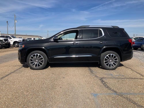 2022 GMC Acadia Denali