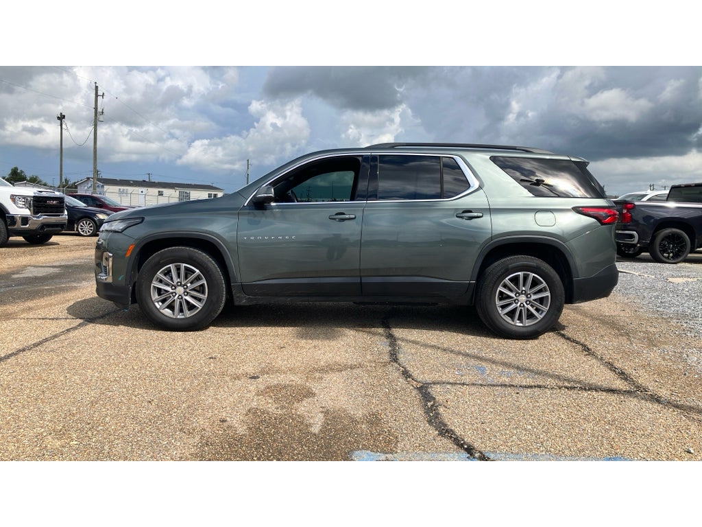 2022 Chevrolet Traverse LT Cloth