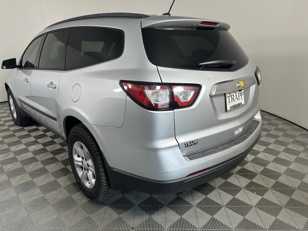 Used 2015 Chevrolet Traverse LS with VIN 1GNKRFED8FJ386092 for sale in Houma, LA