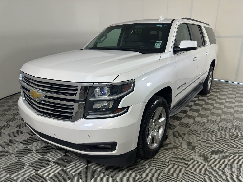 2016 Chevrolet Suburban 2WD 1500 LT's photo