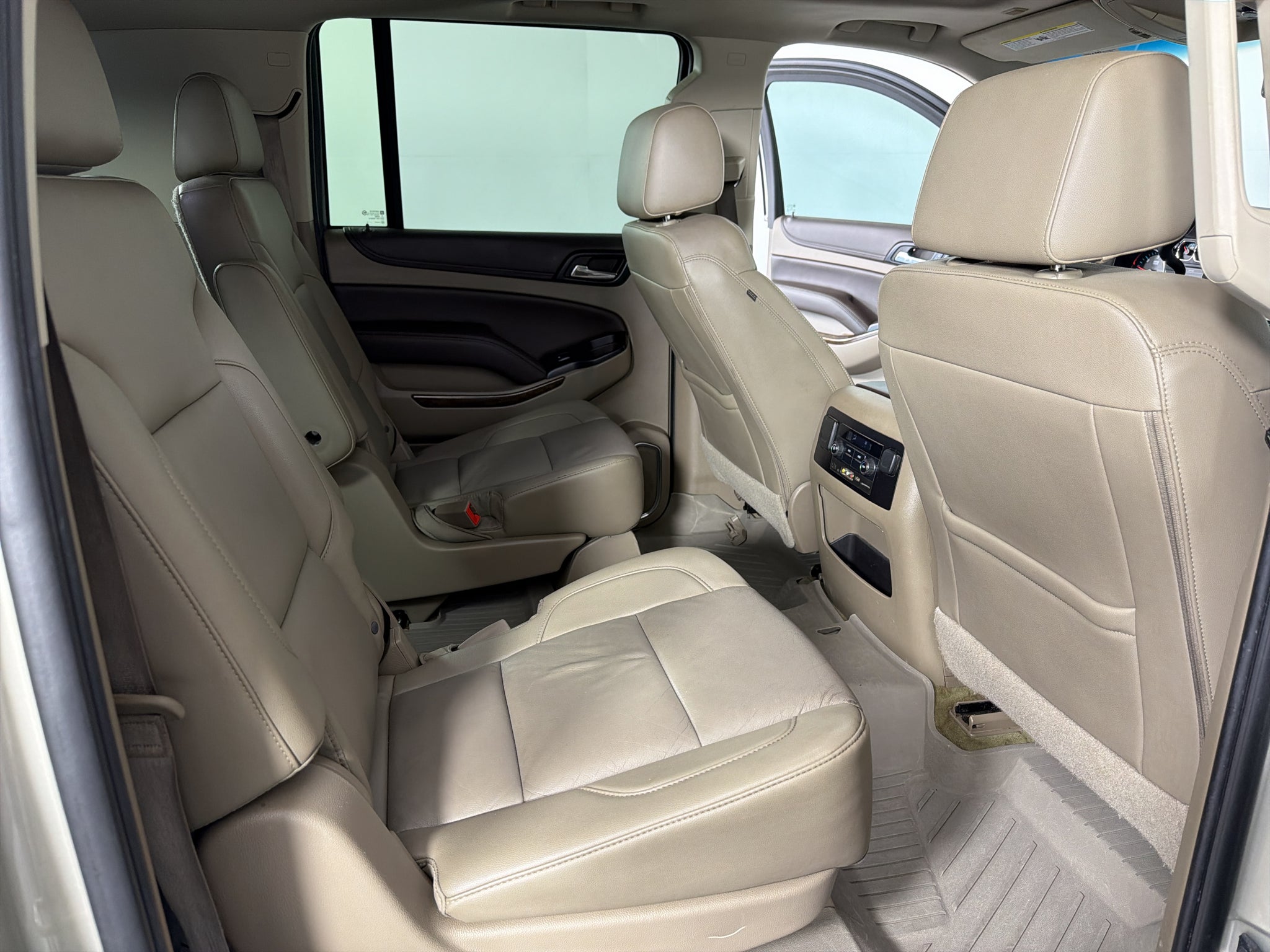 2016 Chevrolet Suburban LT
