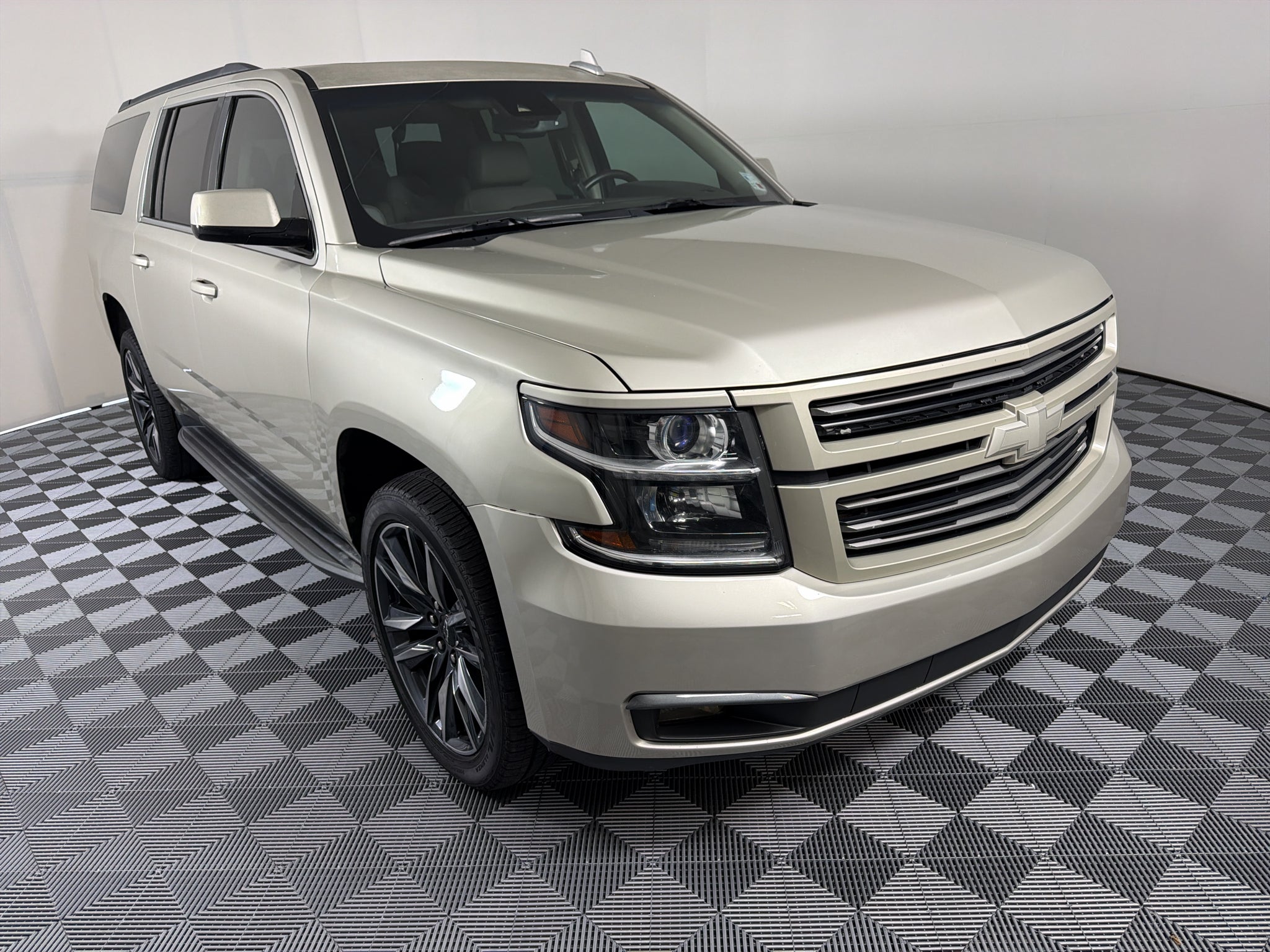 2016 Chevrolet Suburban LT
