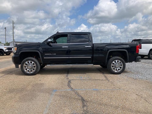 2017 GMC Sierra 2500 HD Denali