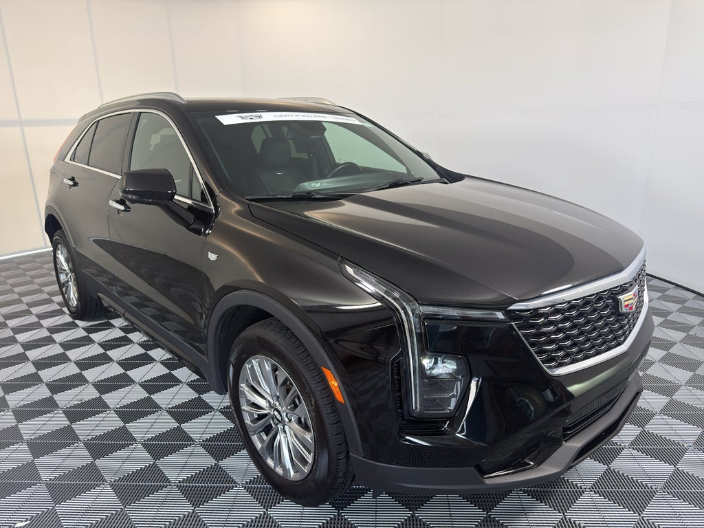 2025 Cadillac XT4 Premium Luxury