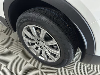 2022 Cadillac XT4 Premium Luxury