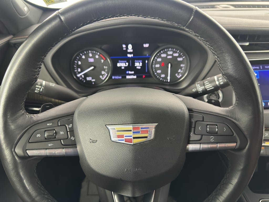 2022 Cadillac XT4 Premium Luxury