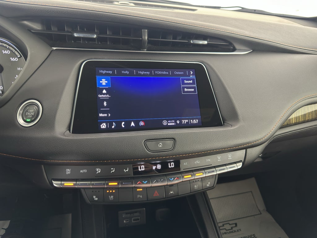 2022 Cadillac XT4 Premium Luxury