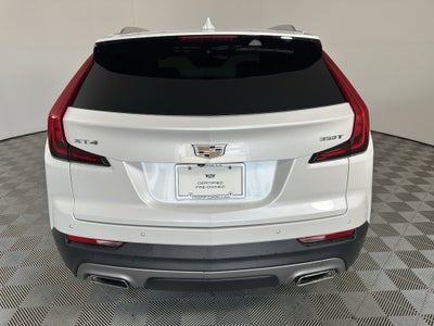 2022 Cadillac XT4 Premium Luxury
