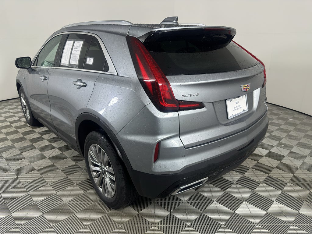 2025 Cadillac XT4 Premium Luxury