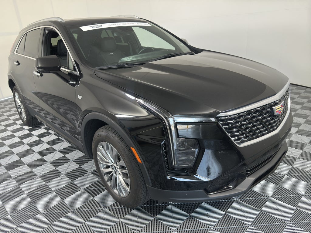 2025 Cadillac XT4 Premium Luxury