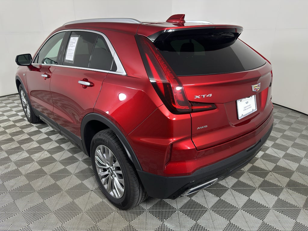 2024 Cadillac XT4 Premium Luxury