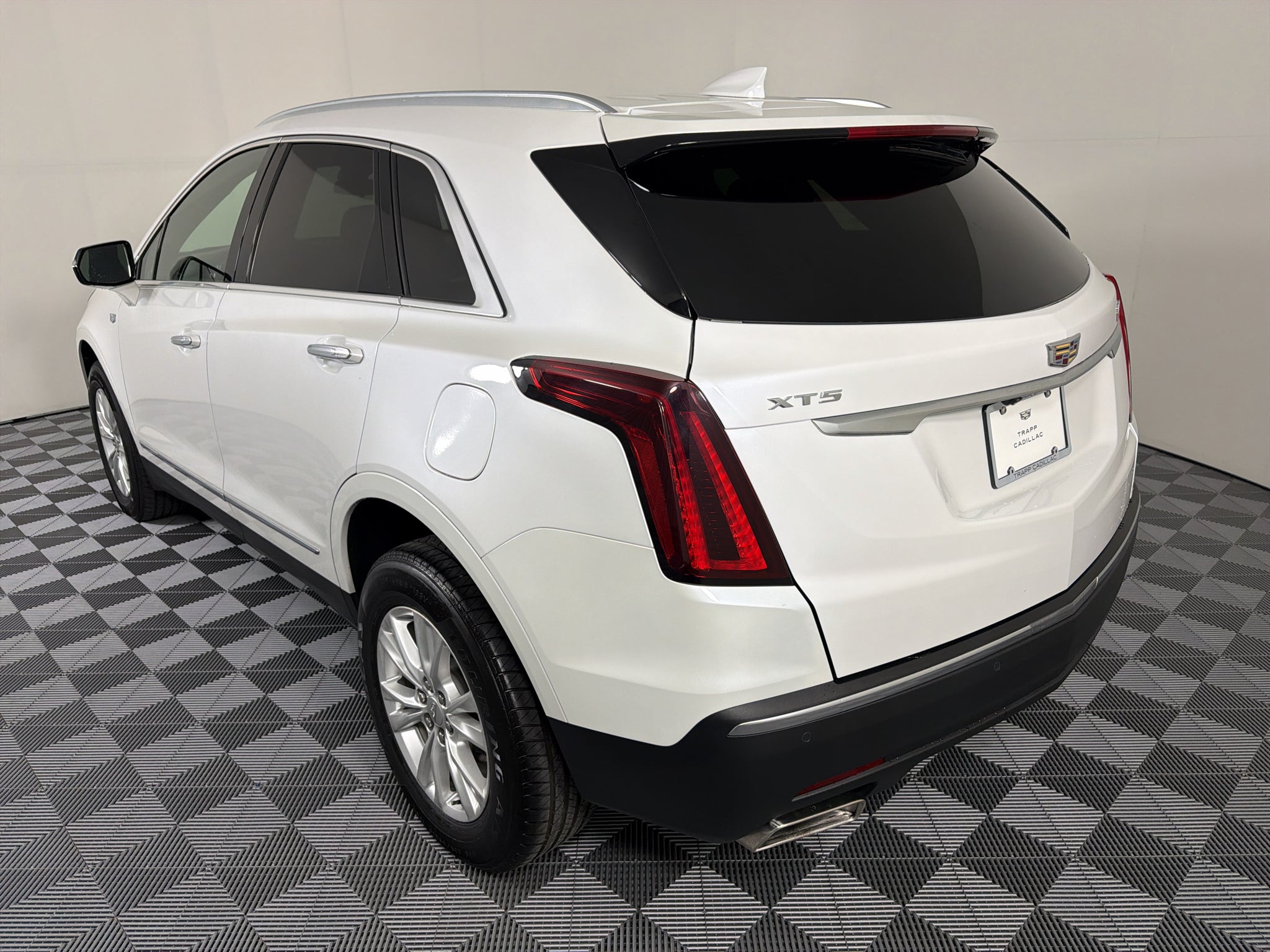 2022 Cadillac XT5 FWD Luxury