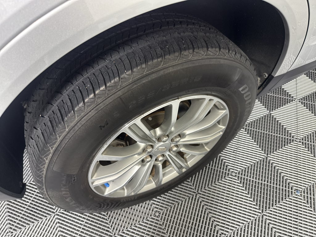 2017 Cadillac XT5 Luxury FWD