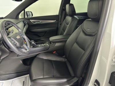 2024 Cadillac XT6 Luxury