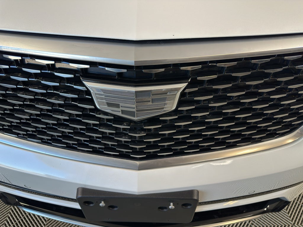 2024 Cadillac XT6 Luxury