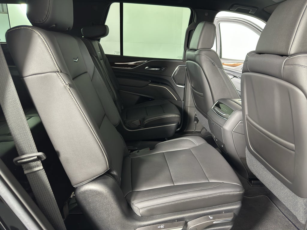 2021 Cadillac Escalade Luxury