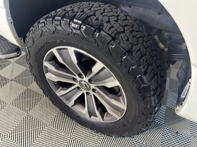 2017 Nissan Titan SL