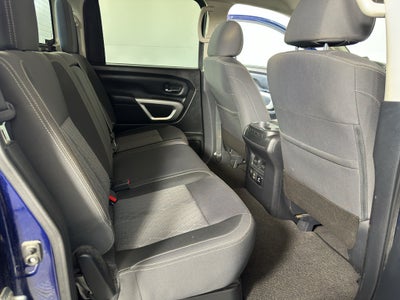 2022 Nissan Titan SV