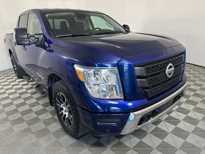 2022 Nissan Titan SV