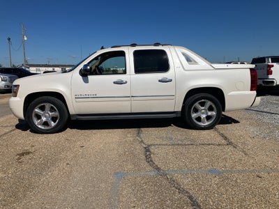 2011 Chevrolet Avalanche LTZ