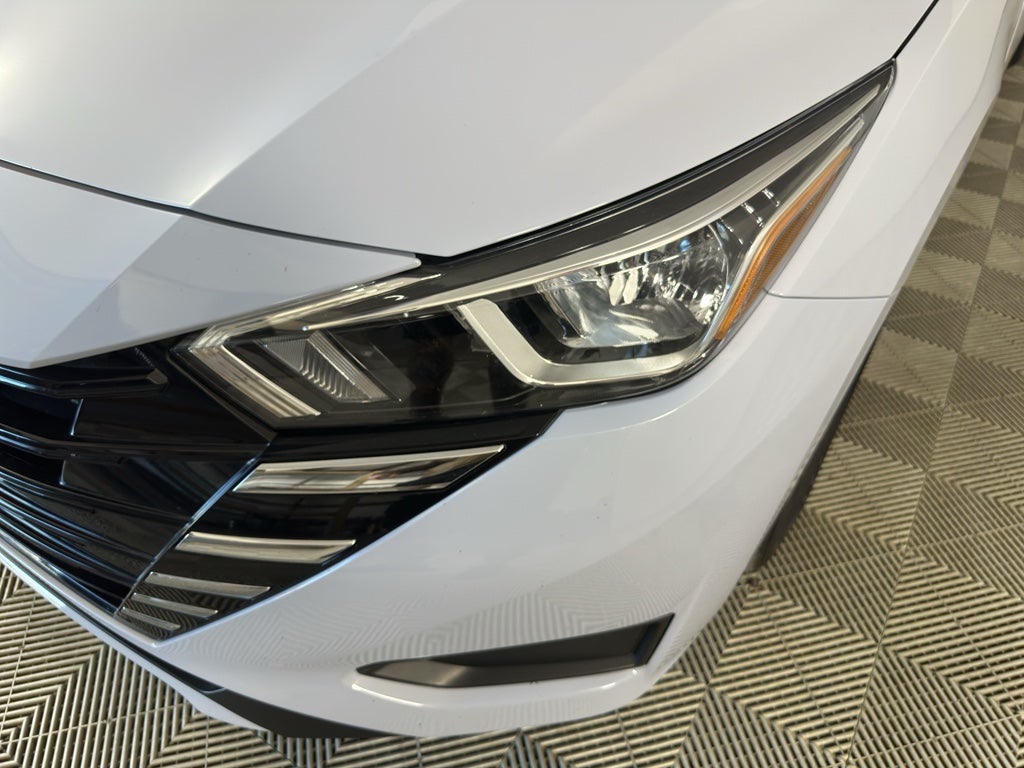 2024 Nissan Versa SV