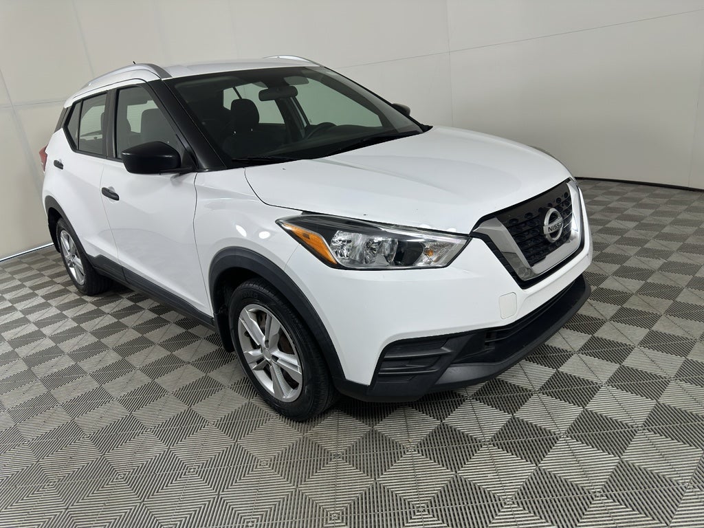 2018 Nissan Kicks S