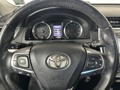 2016 Toyota Camry XLE