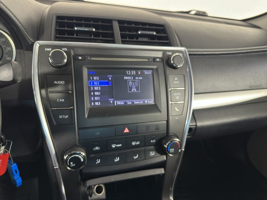 2016 Toyota Camry XLE