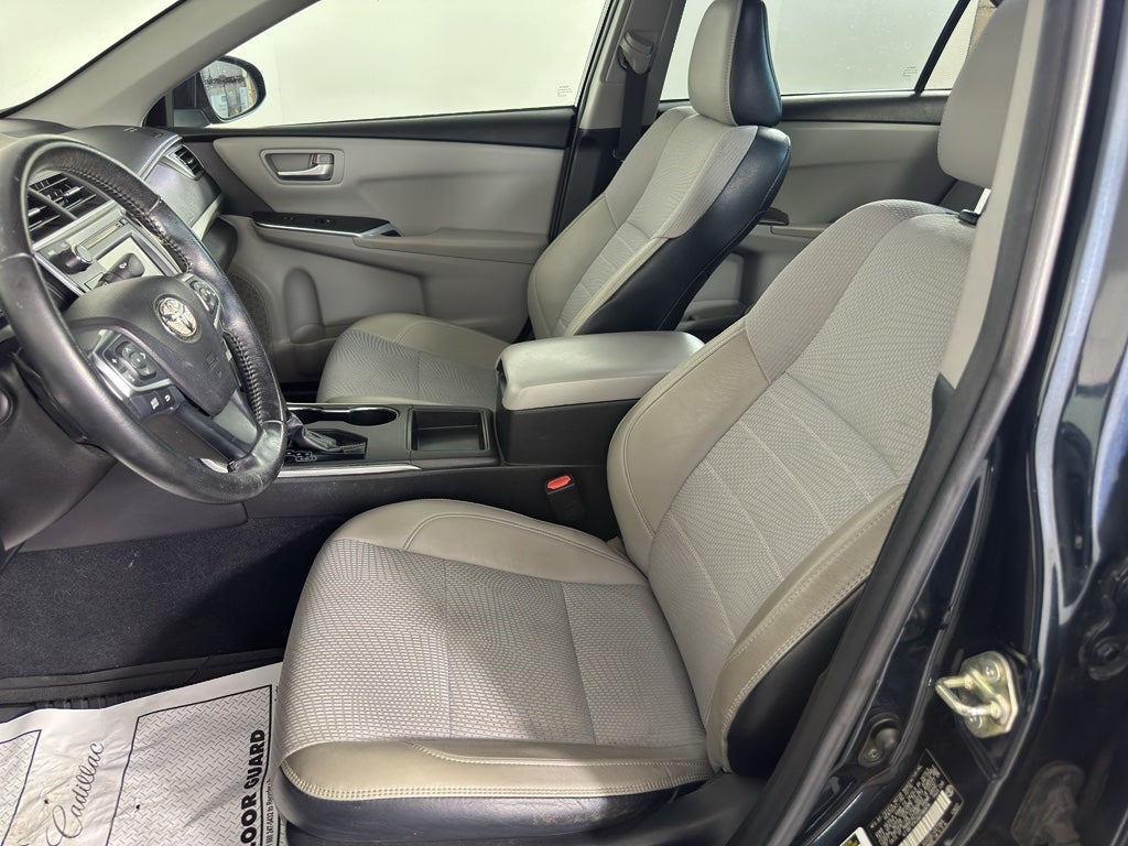 2016 Toyota Camry XLE