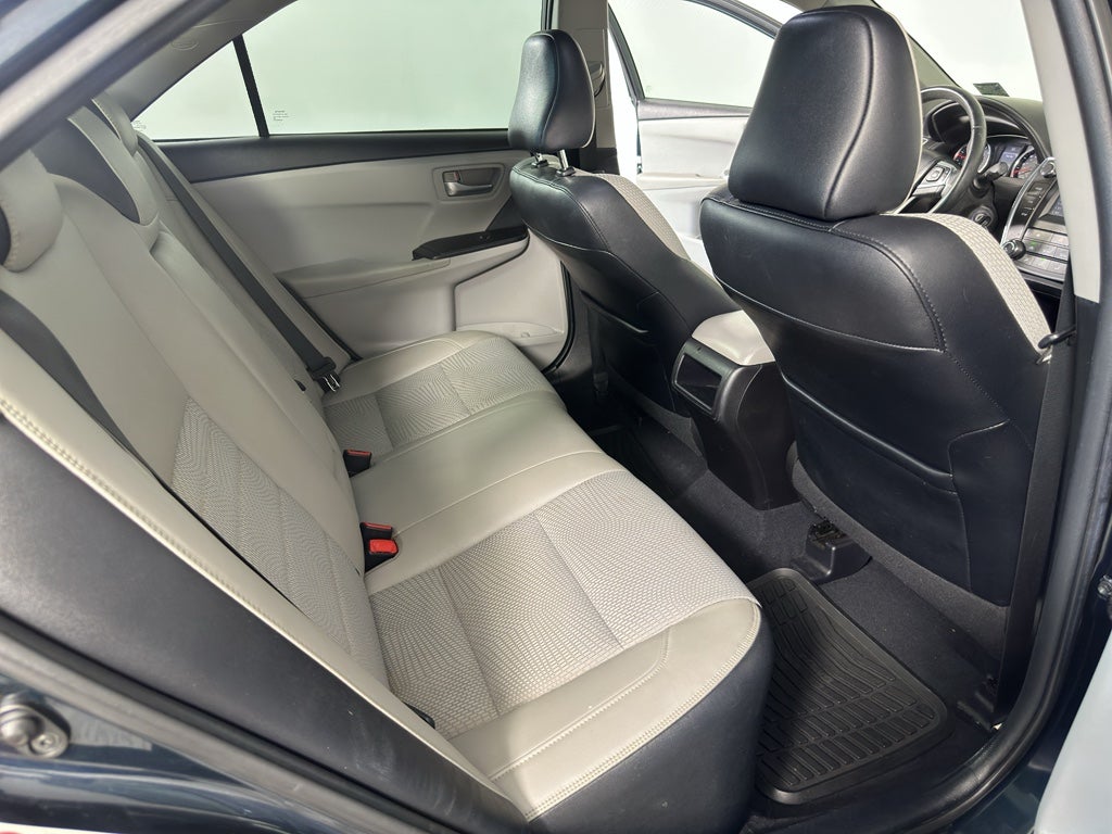 2016 Toyota Camry XLE