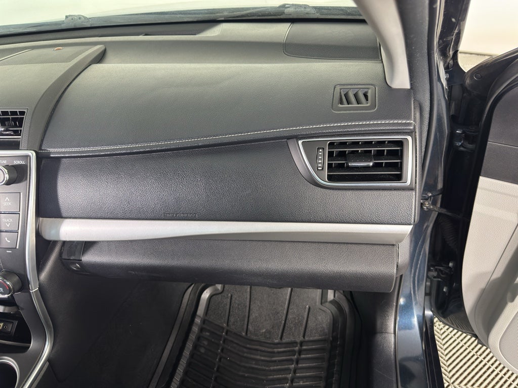 2016 Toyota Camry XLE