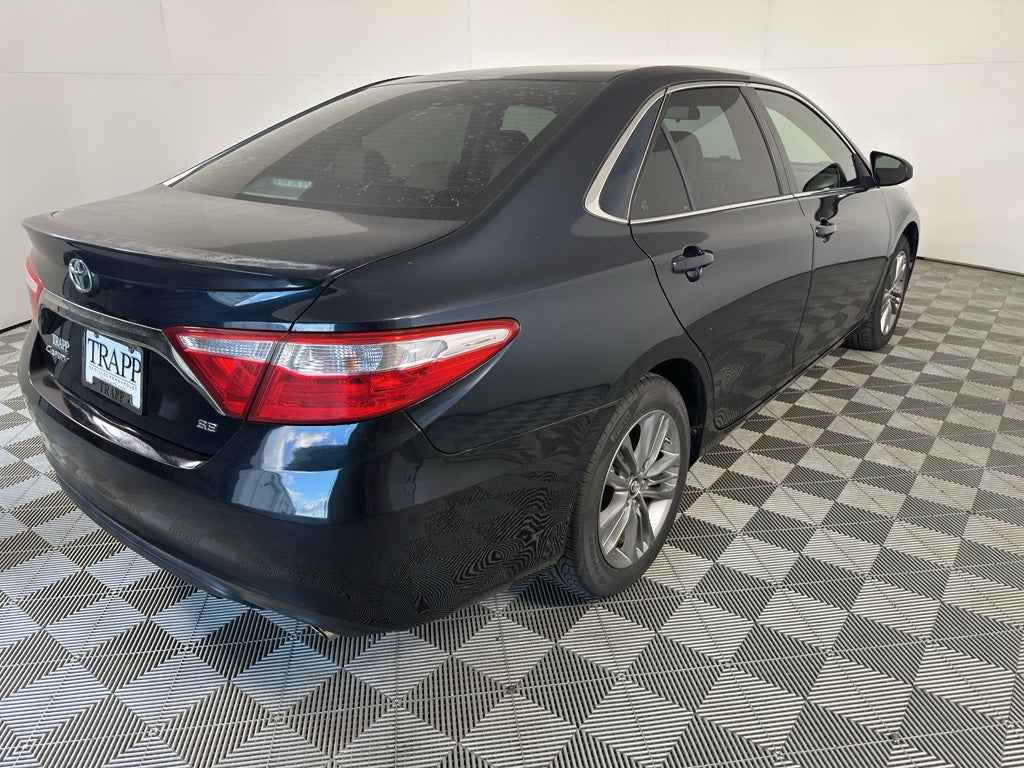 2016 Toyota Camry XLE