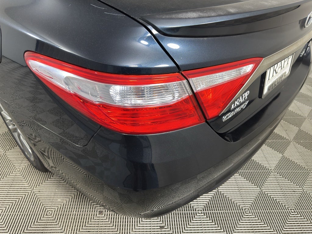 2016 Toyota Camry XLE