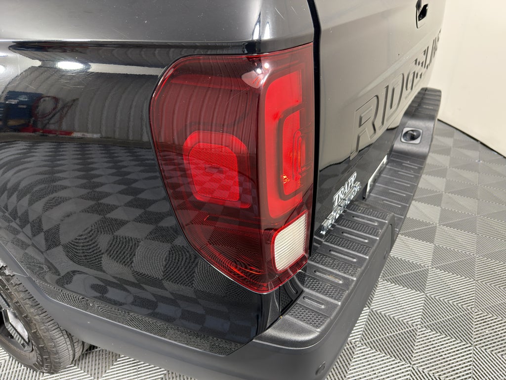 2025 Honda Ridgeline Black Edition
