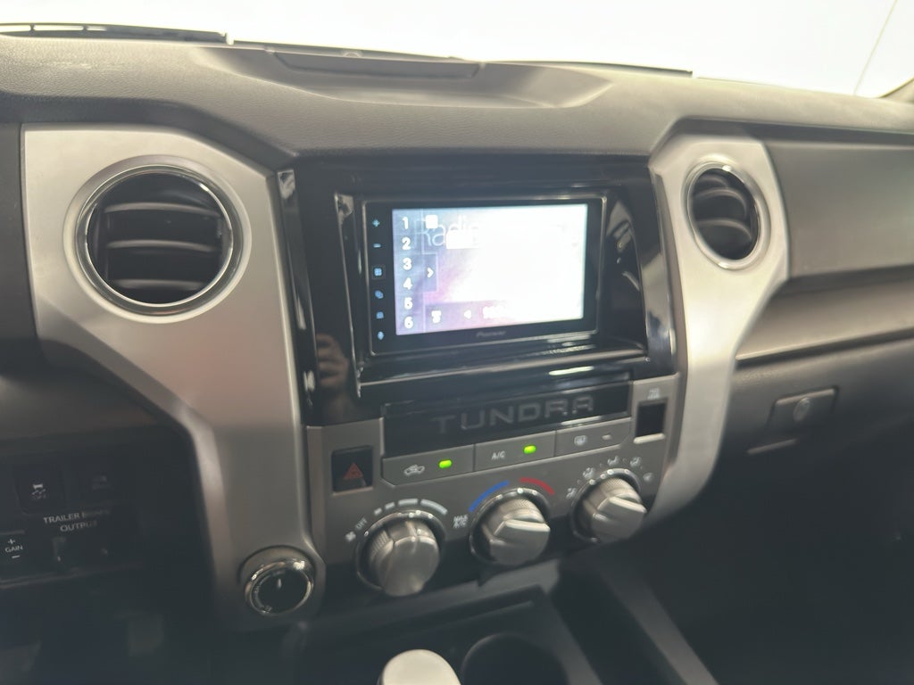 2018 Toyota Tundra 4WD SR5