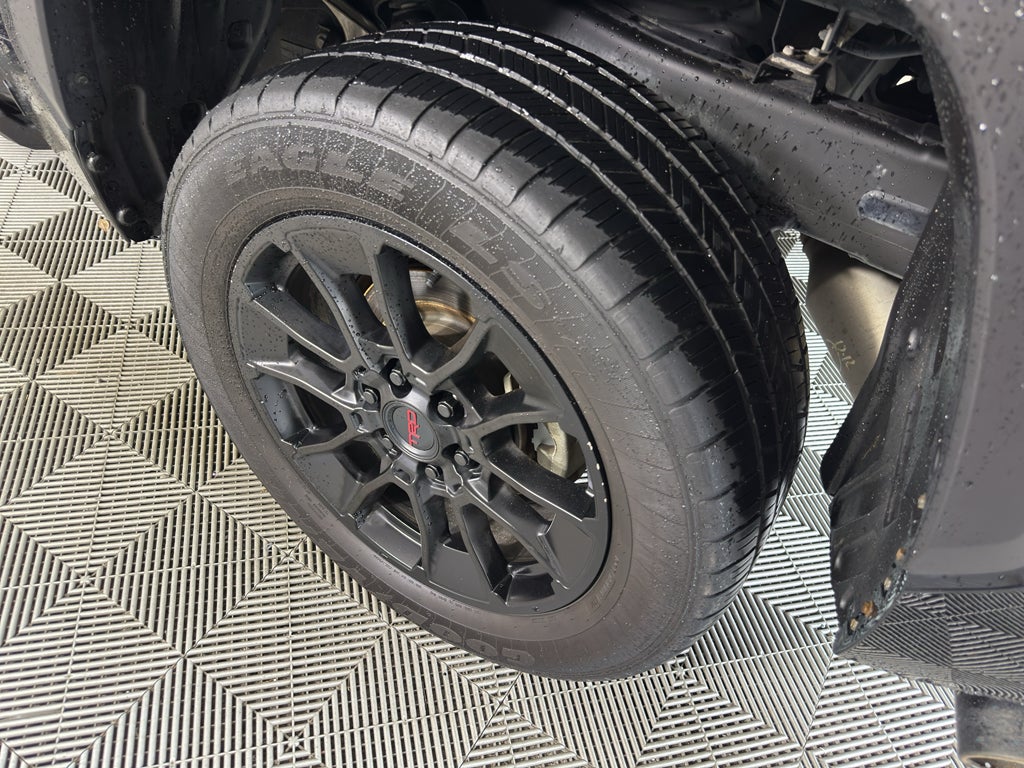 2023 Toyota Tundra 4WD SR5