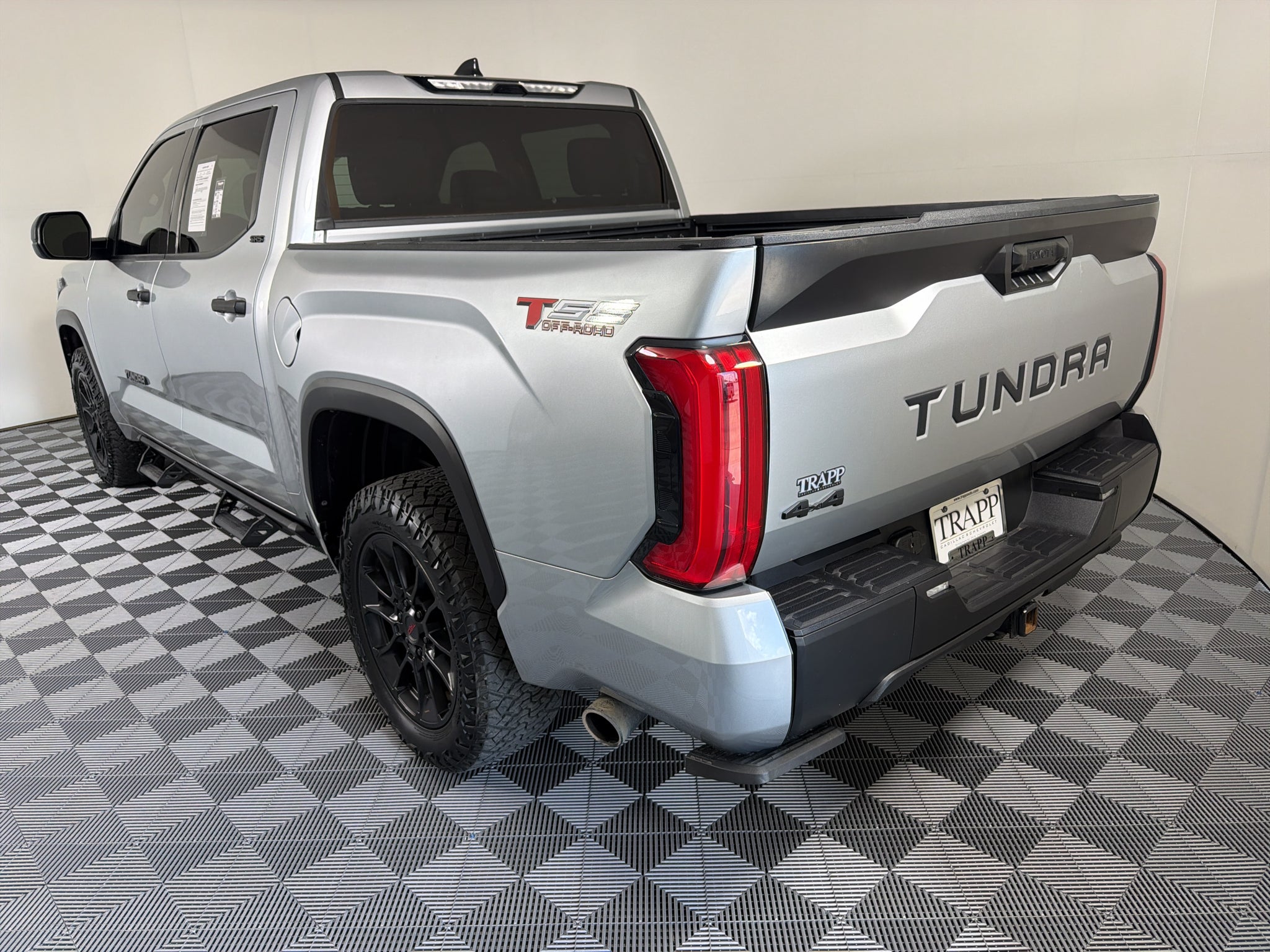 2023 Toyota Tundra 4WD SR5
