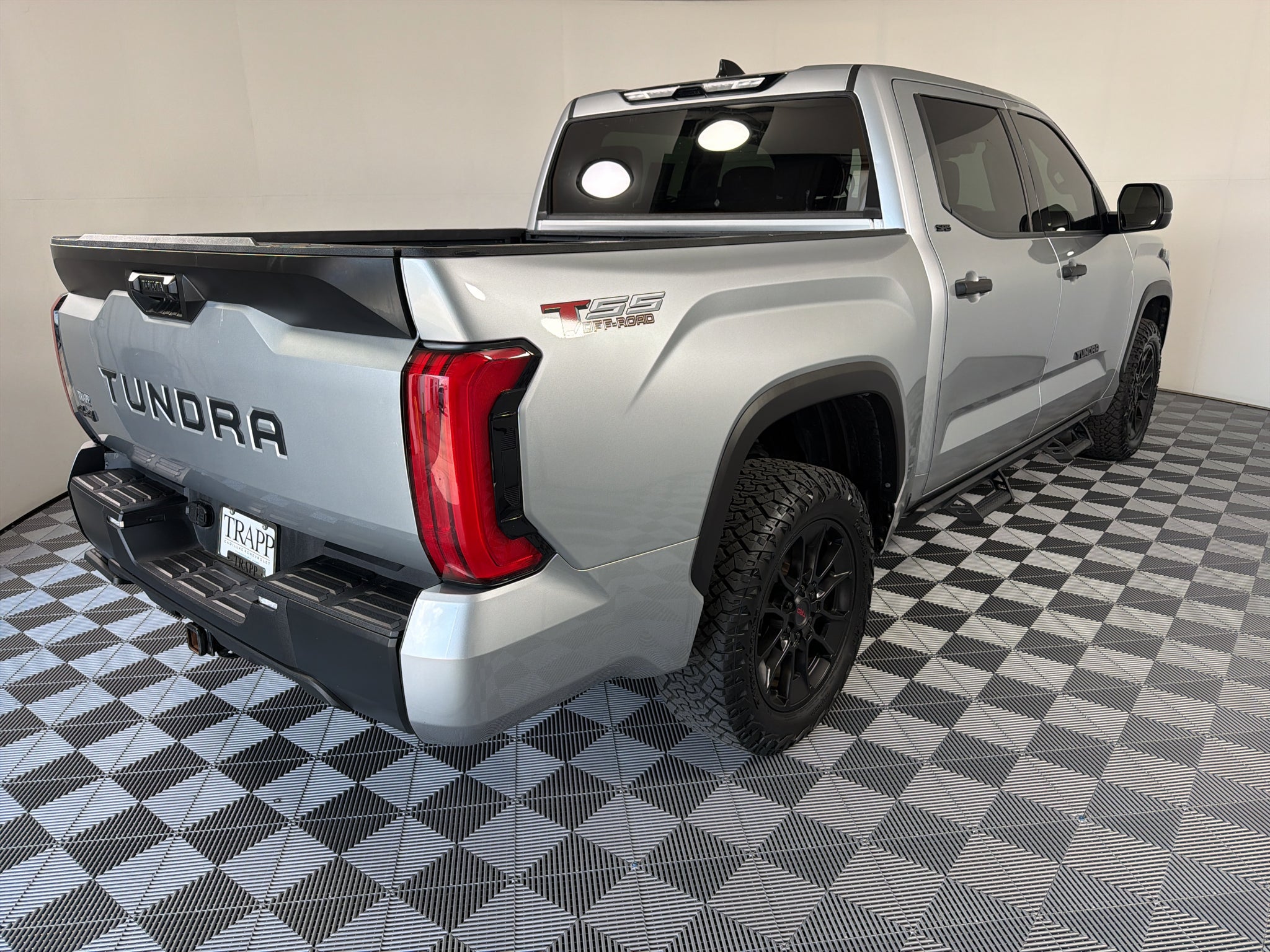 2023 Toyota Tundra 4WD SR5