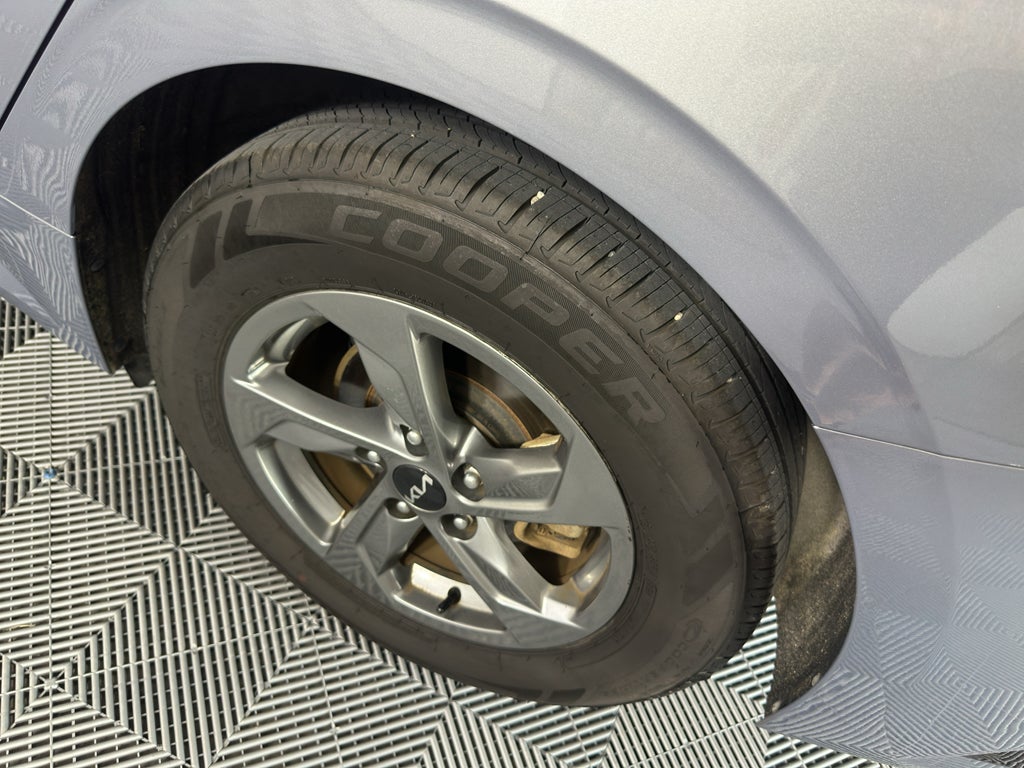 2022 Kia K5 LXS